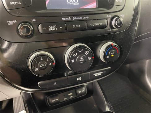 Used 2016 Kia Soul ! image 7