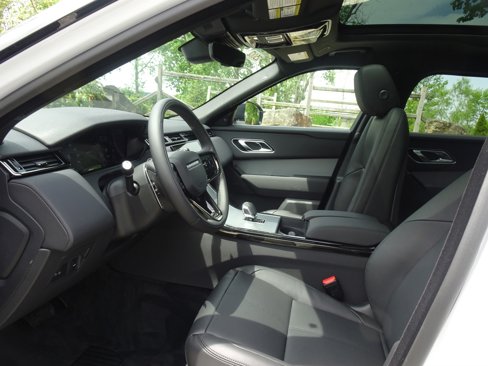 Certified 2025 Land Rover Range Rover Velar S image 2