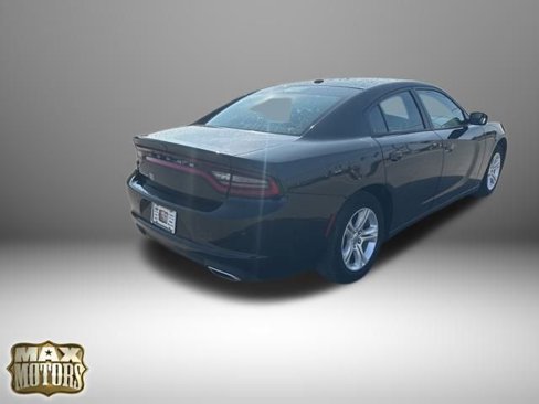 Used 2022 Dodge Charger SXT w/ Leather Interior Group image 9