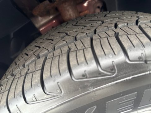 Used 2018 Ford Escape SE image 25