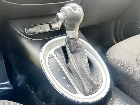 Used 2018 Kia Soul + image 18