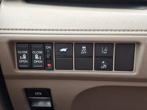 Used 2018 Honda Odyssey EX-L image 25