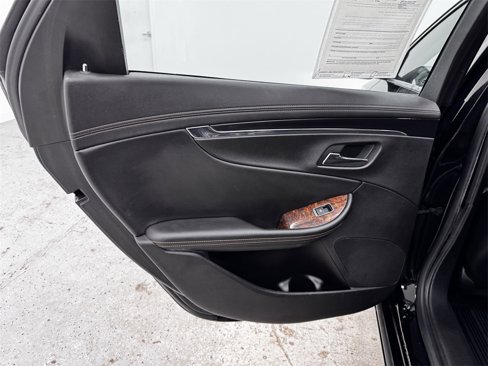 Used 2014 Chevrolet Impala LT image 11