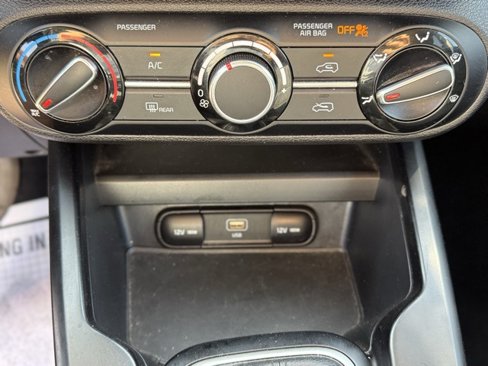 Used 2023 Kia Soul LX w/ Option Group 015 image 18