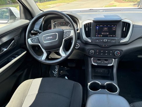 Certified 2024 GMC Terrain SLE image 24