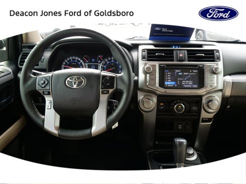 Used 2018 Toyota 4Runner 4WD image 18