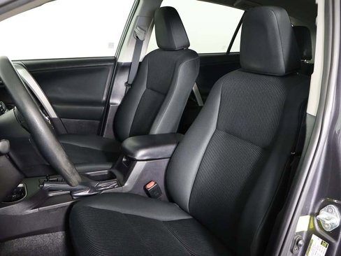 Used 2017 Toyota RAV4 LE image 24