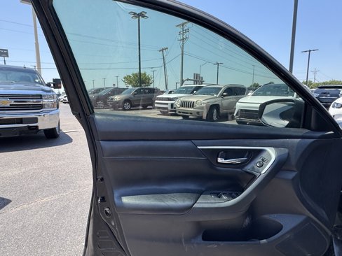 Used 2016 Nissan Altima 2.5 SR image 17