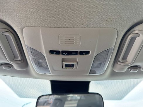 Used 2022 Toyota Corolla LE image 26