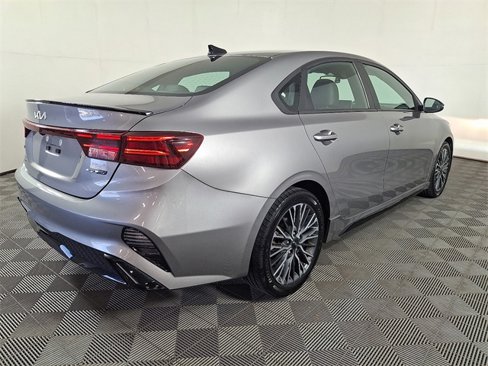 Used 2023 Kia Forte GT-Line image 10