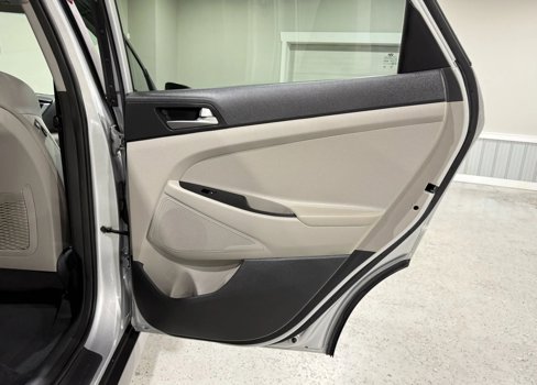 Used 2018 Hyundai Tucson SEL w/ Cargo Package image 17