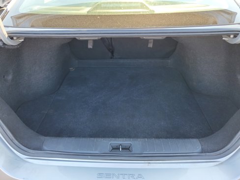 Used 2022 Nissan Sentra SV image 8