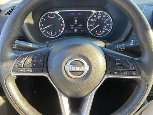 Used 2024 Nissan Sentra SV image 13