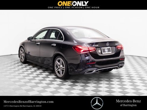 Certified 2022 Mercedes-Benz A 220 4MATIC image 3
