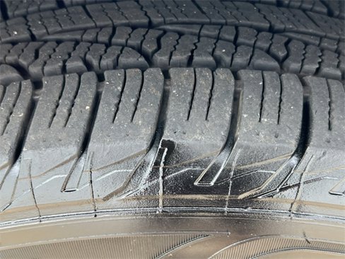 Used 2021 Chevrolet Equinox LT w/ LPO, Floor Liner Package image 8