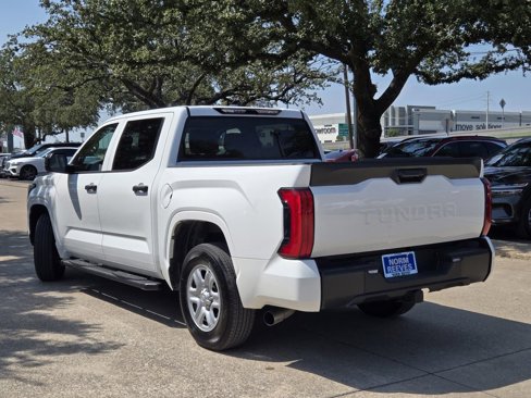 Used 2023 Toyota Tundra SR image 3