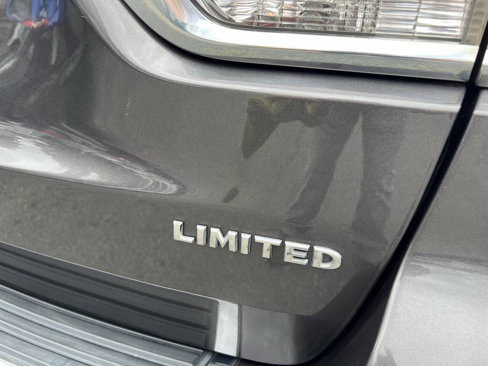 Used 2015 Jeep Grand Cherokee Limited image 39