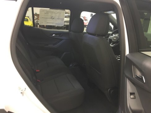 New 2026 Chevrolet Equinox LT image 15