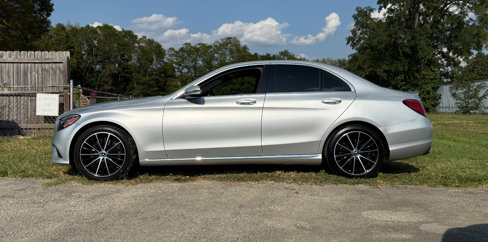 Used 2019 Mercedes-Benz C 300 Sedan image 4