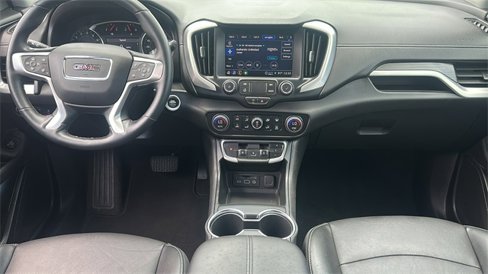 Used 2024 GMC Terrain SLT image 23