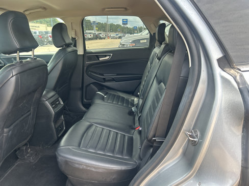 Used 2024 Ford Edge SEL image 17