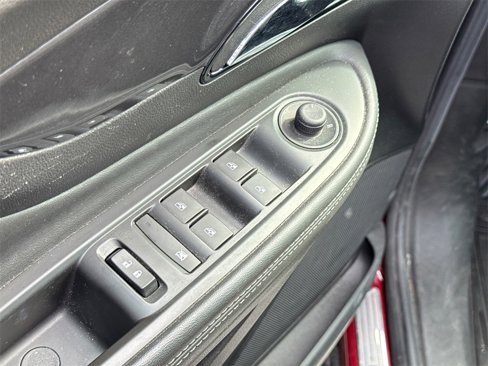 Used 2022 Buick Encore Preferred w/ Safety Package image 8