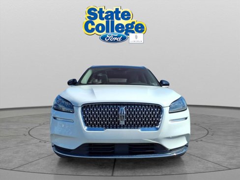 Used 2021 Lincoln Corsair AWD w/ Premium Package image 2