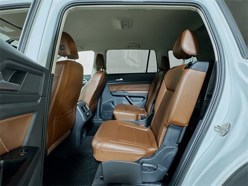 Used 2021 Volkswagen Atlas SE image 21