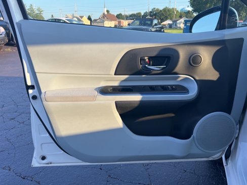 Used 2012 Toyota Prius C image 12