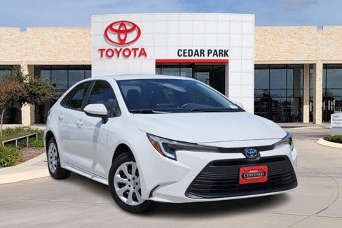 Certified 2024 Toyota Corolla LE image 1