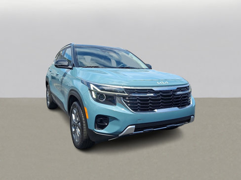 Used 2024 Kia Seltos S image 2