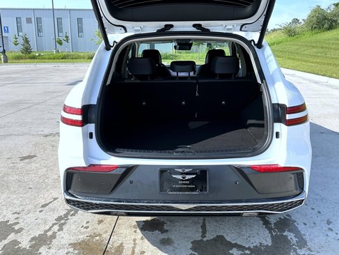 New 2026 Genesis GV70 2.5T Advanced image 9
