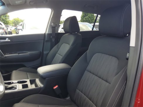Certified 2022 Kia Sportage LX image 13
