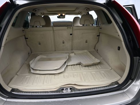 Used 2016 Volvo XC60 T6 w/ Proximity Package image 27