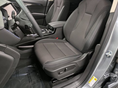 Used 2023 Buick Envision Preferred image 9
