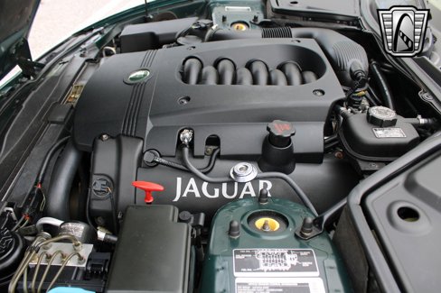 Used 2003 Jaguar XK8 Convertible image 6