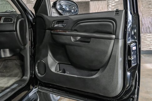 Used 2012 GMC Yukon XL Denali image 41