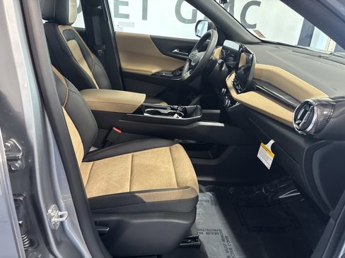 New 2026 Chevrolet Equinox ACTIV w/ Safety and Technology Package image 27
