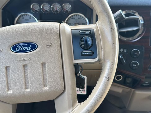 Used 2008 Ford F350 Lariat image 16