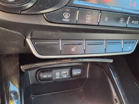 Used 2016 Kia Sorento EX image 14