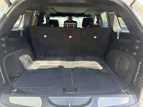 Used 2019 Jeep Grand Cherokee Limited w/ Luxury Group II image 18