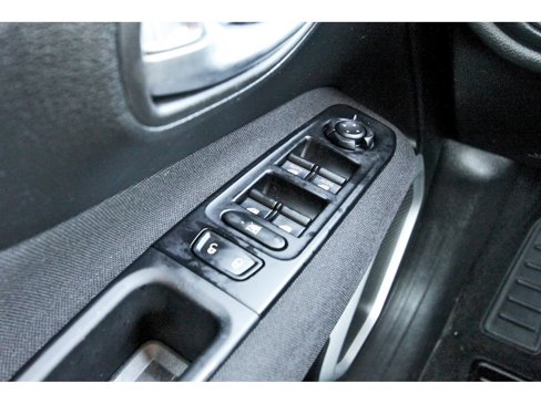 Used 2021 Jeep Renegade Sport image 23