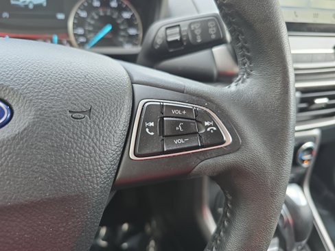 Used 2019 Ford EcoSport SE image 17