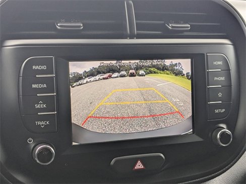 Used 2021 Kia Soul S image 19
