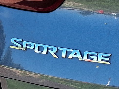 Used 2020 Kia Sportage LX image 29