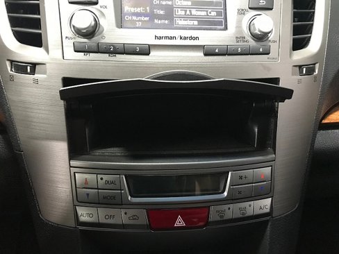 Used 2013 Subaru Outback 2.5i Limited w/ Moonroof Pkg image 29
