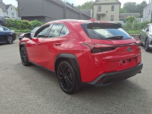 Used 2023 Lexus UX 250h AWD image 4