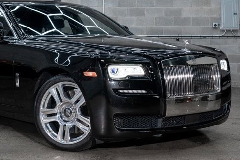 Used 2016 Rolls-Royce Ghost image 30