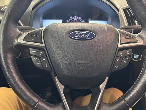 Used 2023 Ford Edge SEL w/ Cold Weather Package image 14