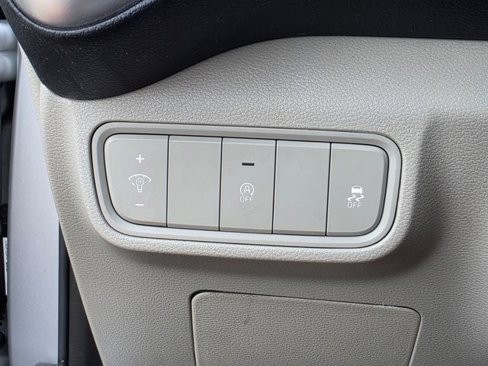 Used 2020 Kia Soul LX image 36